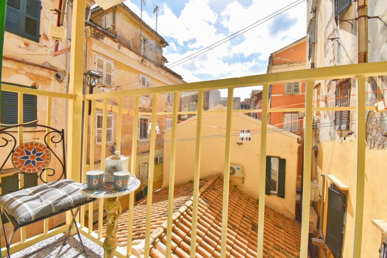 Venetian Well Gallery Apartment In Corfu Old Town Bagian luar foto