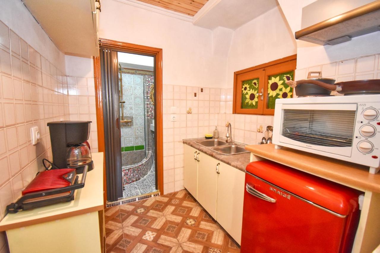 Venetian Well Gallery Apartment In Corfu Old Town Bagian luar foto